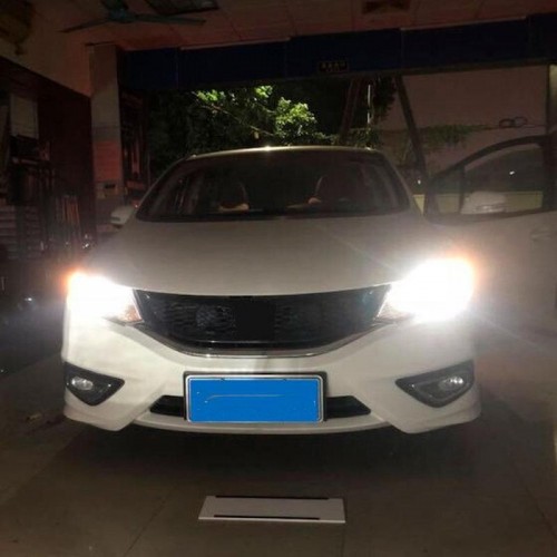 Комплект галогенних ламп для авто, 2шт, C6-H3 Комплект галогенних ламп для авто, 2шт, C6-H3