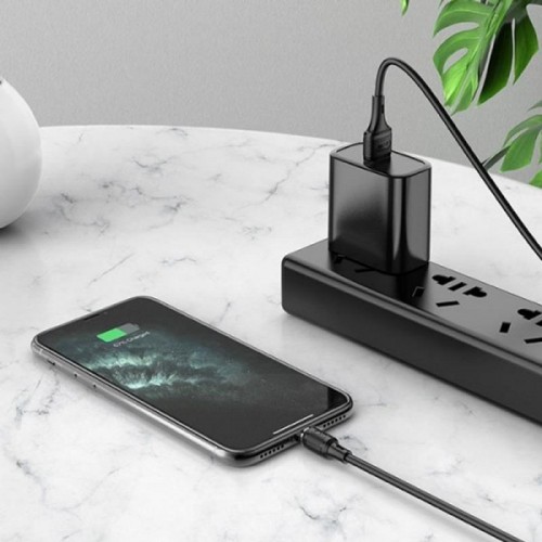 Магнитный кабель USB-Lightning, 1 м, 2.4А, X52 Магнитный кабель USB-Lightning, 1 м, 2.4А, X52