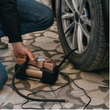 Автомобільний компресор 12В, 10атм + ремкомплект для шин у кейсі