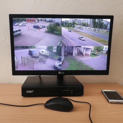 Відеореєстратор на 8-каналів DVR CAD 6608 Відеореєстратор на 8-каналів DVR CAD 6608