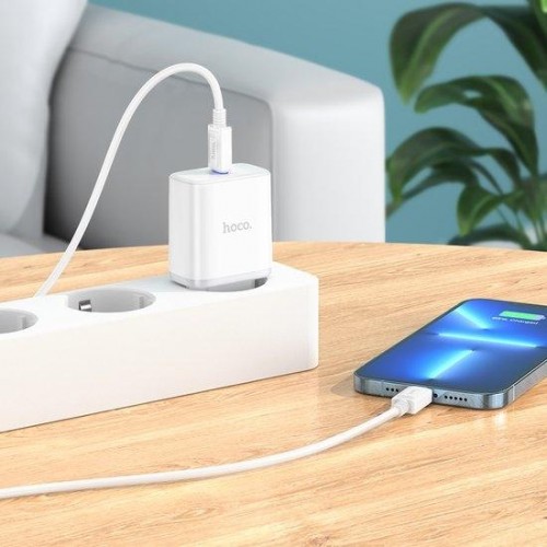 Сетевое зарядное устройство PD20W, Type-C, Hoco C104A Сетевое зарядное устройство PD20W, Type-C, Hoco C104A
