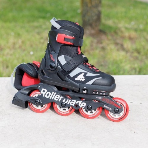 Дитячі ролики на хлопця Rollerblade Microblade black/red 28-32 Дитячі ролики на хлопця Rollerblade Microblade black/red 28-32
